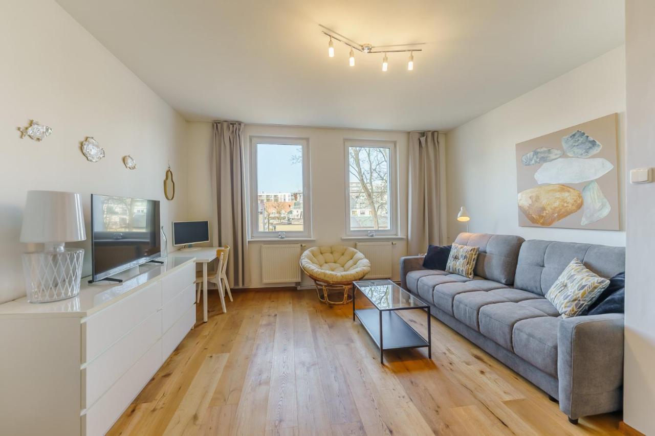 Miedzyzdroje Stylowy Apartament Z Sauna By Noclegi Renters Ngoại thất bức ảnh